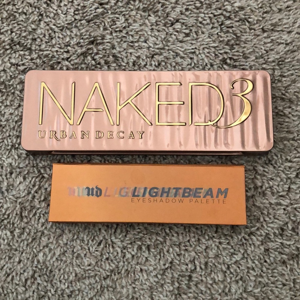 Eyeshadow pallets by Urban Decay. Naked 3!